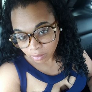 Meet your Posher, Candace